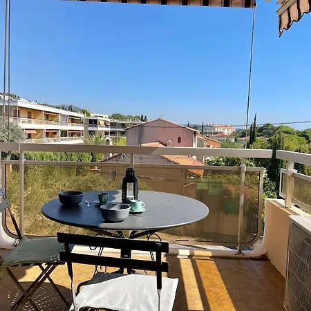 Proche Gare Et Port, Vue Mer, Clim Et Parking * Bandol